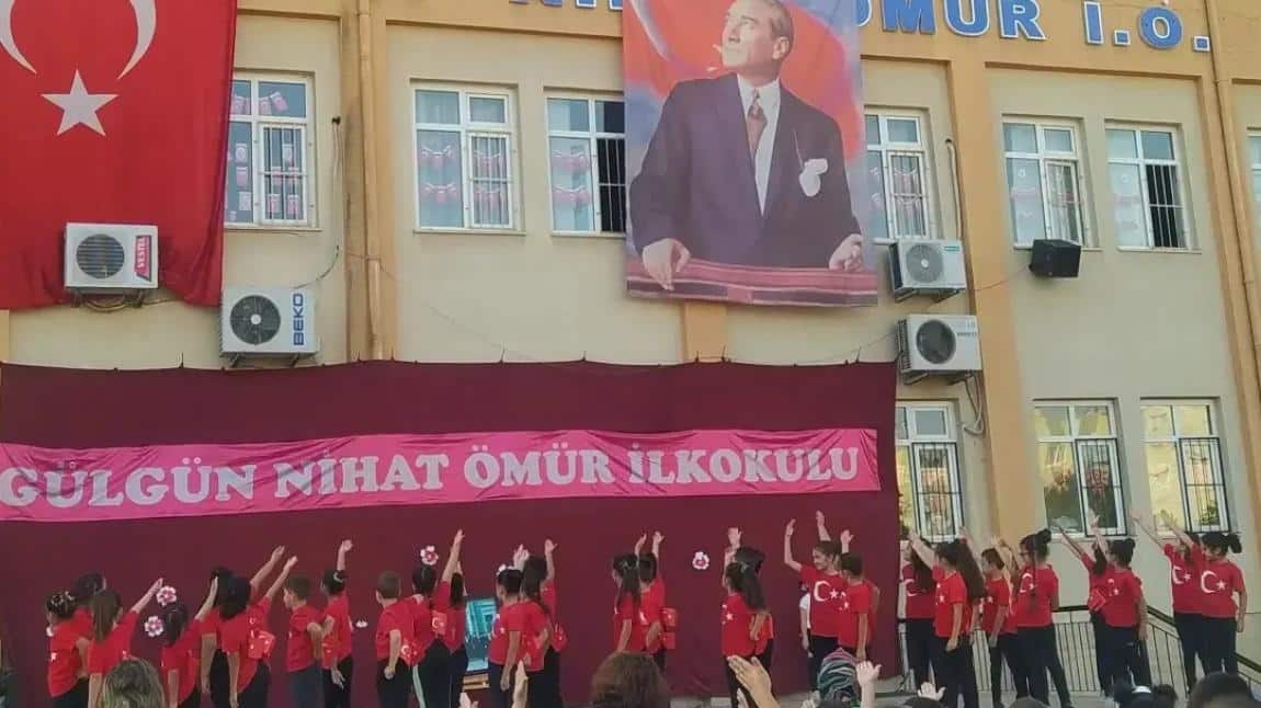 10 Kasım Atatürk'ü Anma Haftası Törenimiz